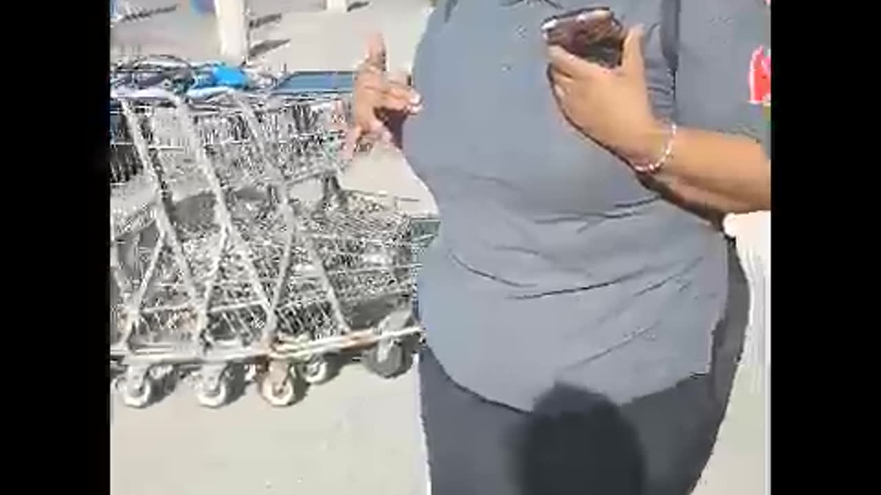 Tyrannical encounter for picking up trash at kroger