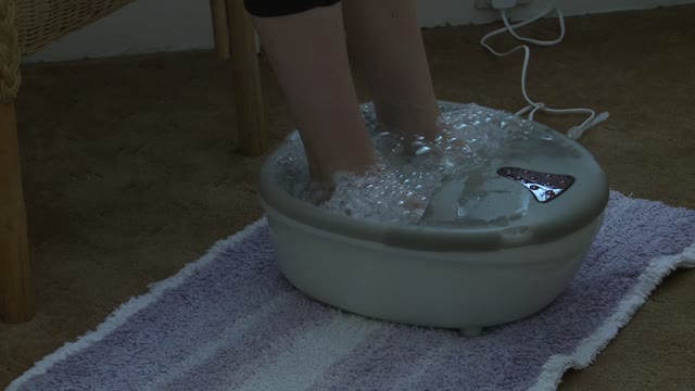 foot | massage | reflexology | holistic | therapy | raw | 9