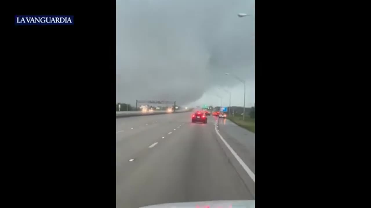 El huracán “monstruo” ‘Milton' siembra el caos en Florida