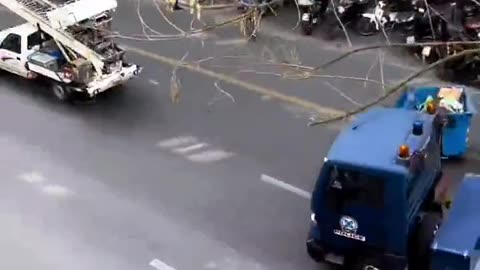 Ξεφευγει η κατασταση ... να ειστε ετοιμοι 2