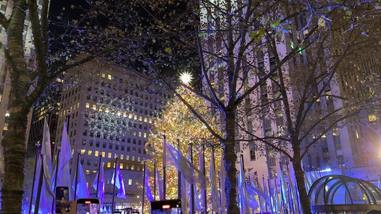 Rockefeller Center Christmas Tree Lighting 2022 ✨