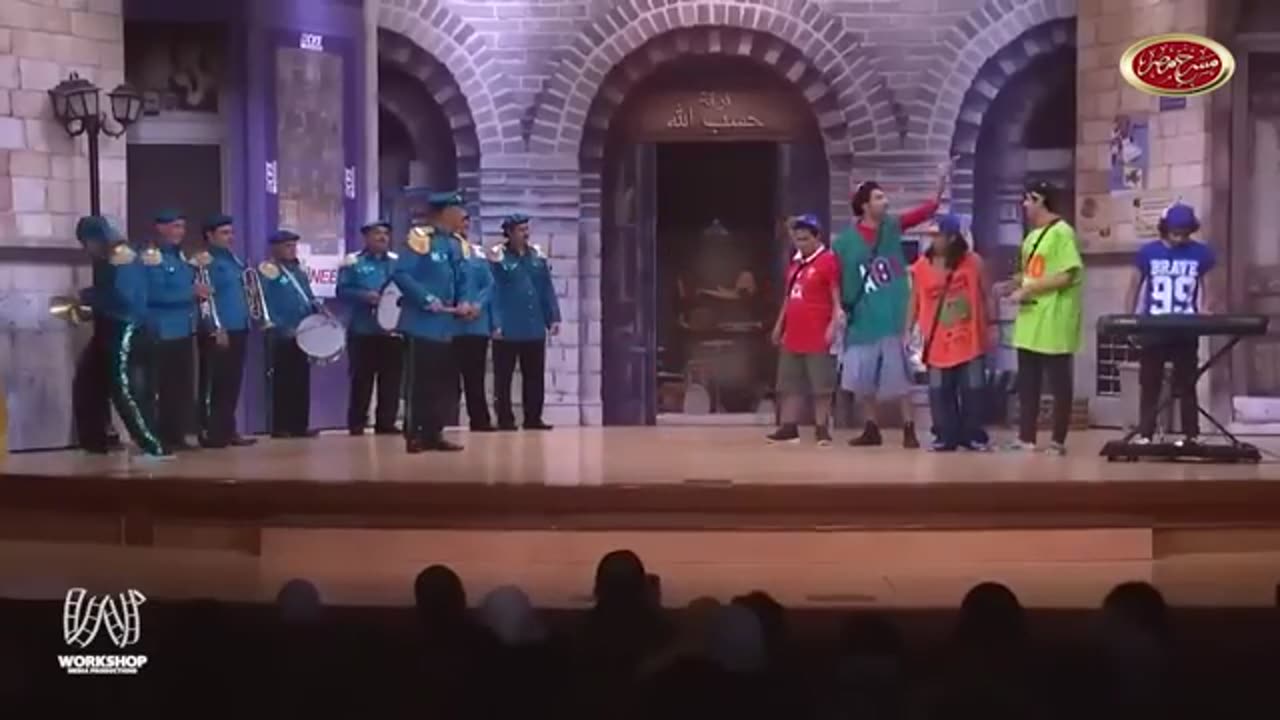 ملك الضحك والقفشه الحلوه 😂😂 .. عم شكشك - مسرح مصر