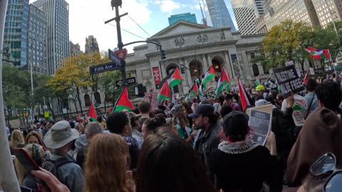 "FLOOD New York City FOR PALESTINE" in front of Grand Central Terminal.