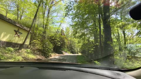 NW NC Dashcam #8 Linville Land Harbor, Newland NC.
