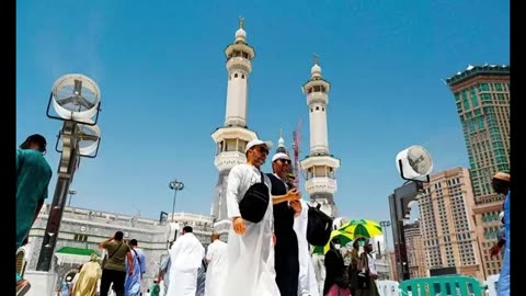 Makkah and Madinah The government closed 330 hotels and guest houses in