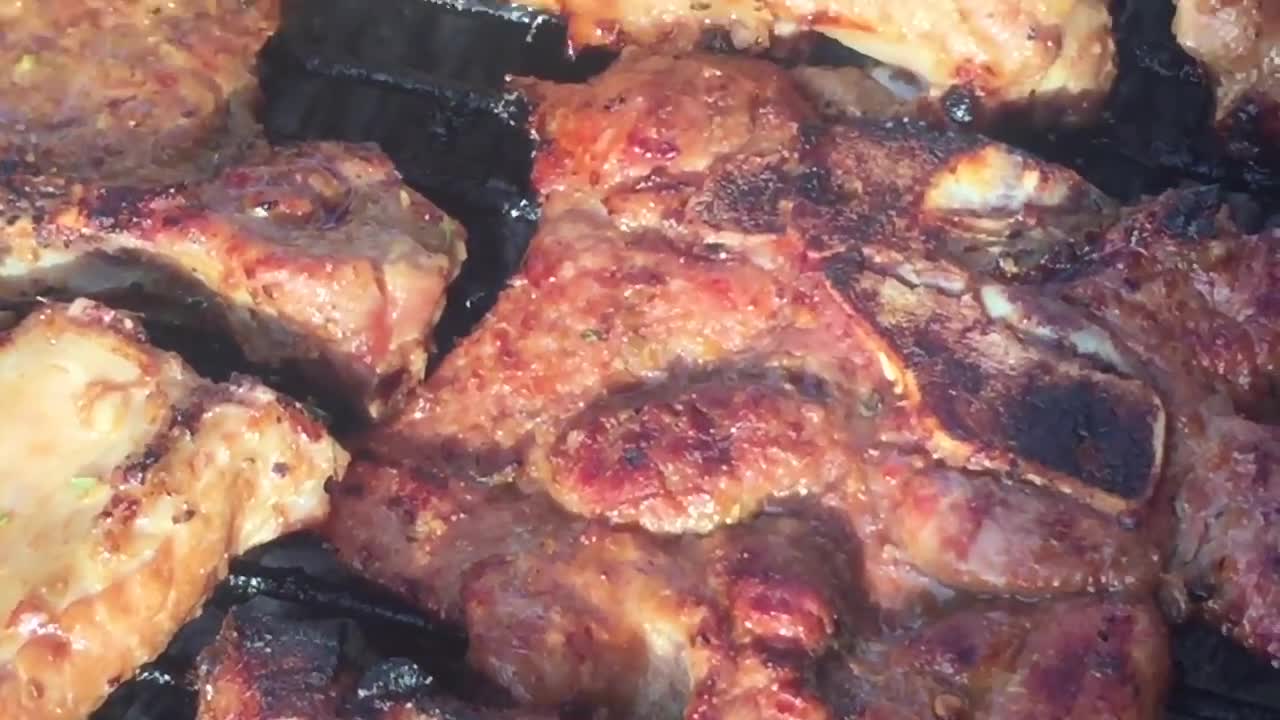 Bí Quyết Ướp Sườn Nướng Kiểu ViệtNam mềm thơm ngon màu đẹp Recipes Marinated Ribs Delicious BBQ