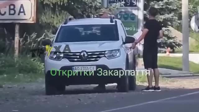 Ukrajinci se više ne mogu sakriti od mobilizacije - vojska ih juri po plaži i ulicama