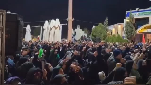 Iranians chanting "death to America" near the place where Qasem Soleimani is buried.