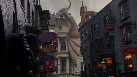It's really like "Harry Potter's Diagon Alley"