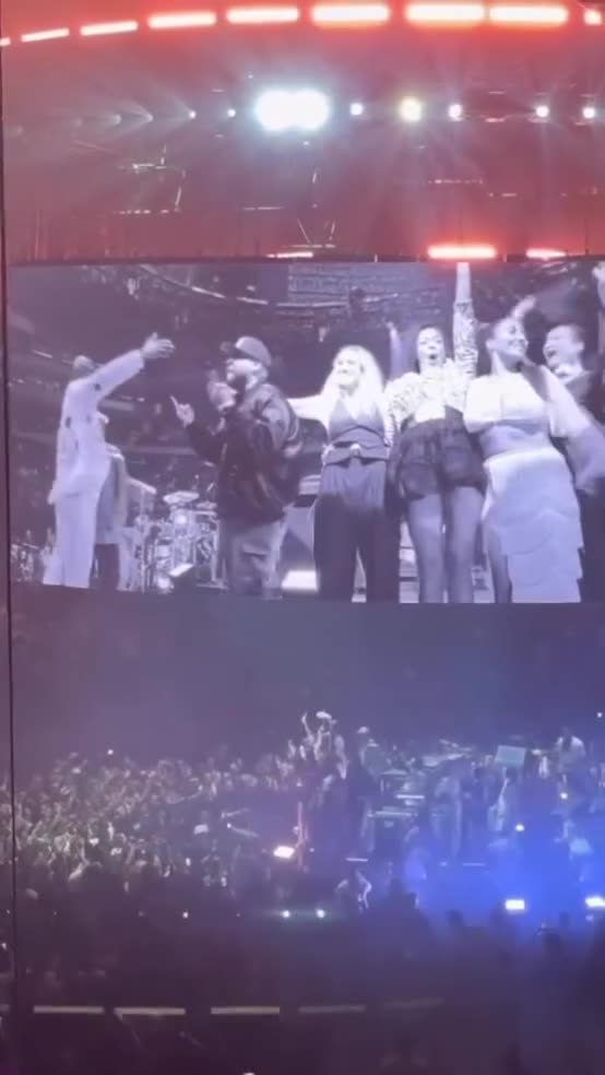 Up Close -Black Coffee Thanks Fellow Performers & Crowd at Madison Square Garden