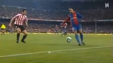 Here's why Ronaldinho is the best player in history