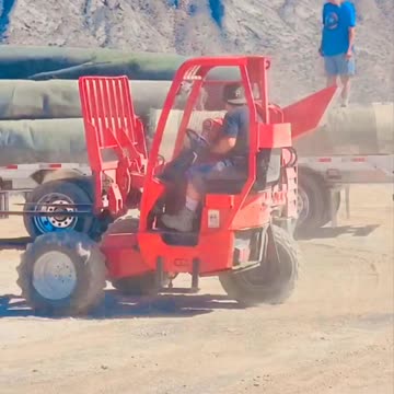 Bad Ass Trike 3 Wheel Forklift in Action!