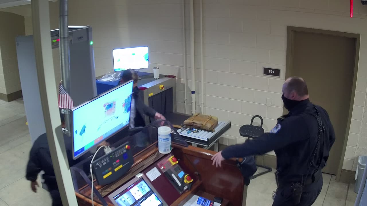 5132CHOBBAGarageScreening1_2021-01-06_07h13min44s560ms.mp4