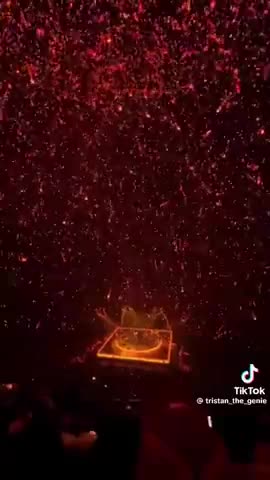 Visuals from inside the Las Vegas Sphere. They CHEER & CLAP for the demons coming to them