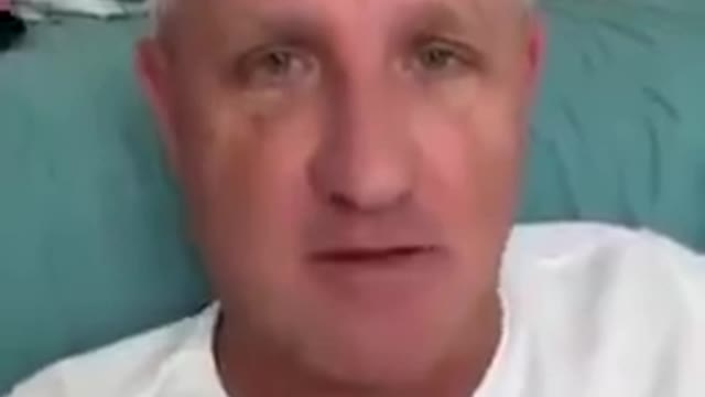 VACCINATED MAN TELLS ALL UNVACCINATED TO STAND YOUR GROUND