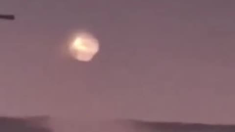 Sighting of Large Luminous Sphere in Mexico 11-25-24 - UFOs latest news - UFO wave #uap