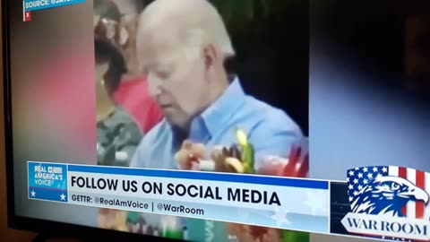 Biden napping in Hawaii conference