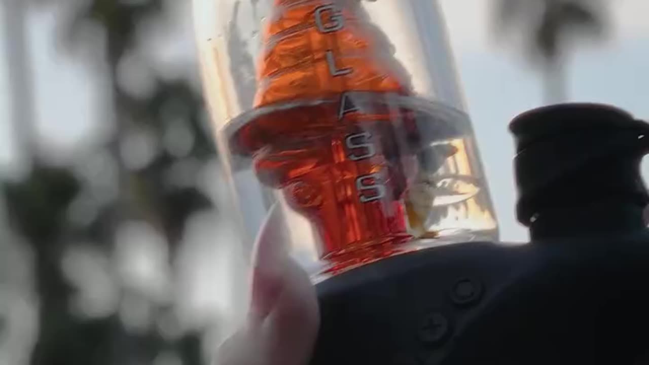 Unlock the ultimate vibe with the 𝗜𝗖 𝗚𝗹𝗮𝘀𝘀 Honeycomb 𝗖𝗮𝗿𝘁𝗮 𝗔𝘁𝘁𝗮𝗰𝗵𝗺𝗲𝗻𝘁 🔥