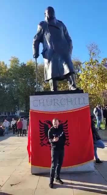 Albanians drape national flag over CHURCHILL in London