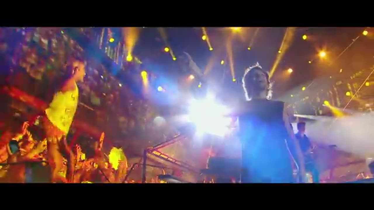 One Direction - Best Song Ever (Where We Are: Live From San Siro Stadium)