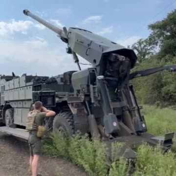 Footage of Ukrainians Firing Next Gen Ceaser 155mm SPG