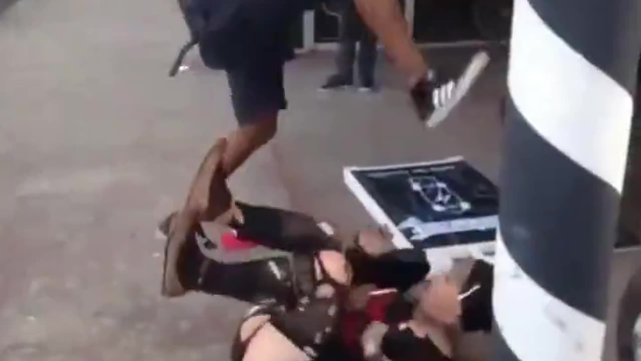 Man Viciously Head Stomps A Woman