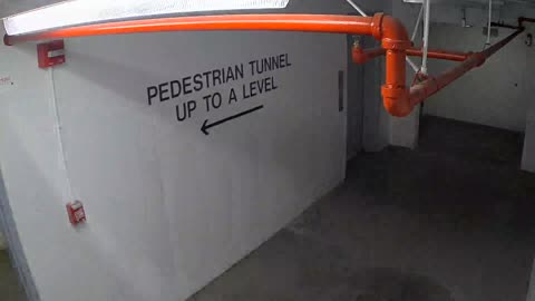 6013WHUGGELobby_2021-01-05_03h54min34s530ms.mp4