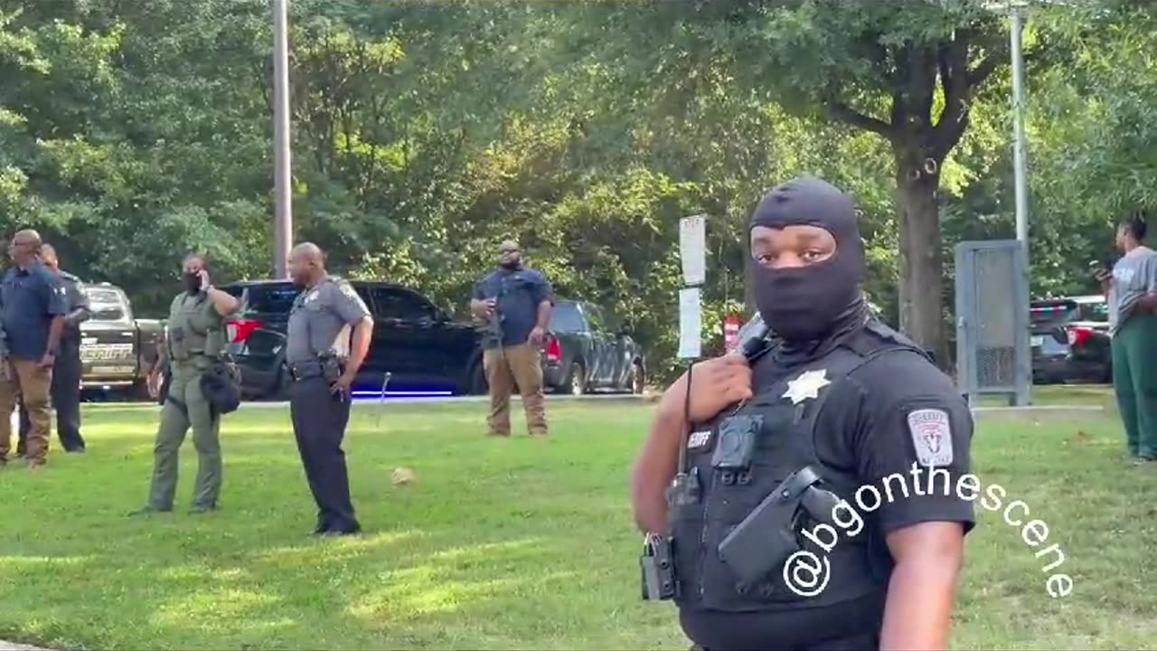 LIVE: Scene outside Fulton County Jail as they await the arrival of Trump.