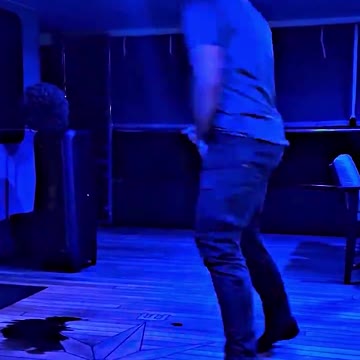 TRISTAN TATE HONORS MICHAEL JACKSON 😮🔥