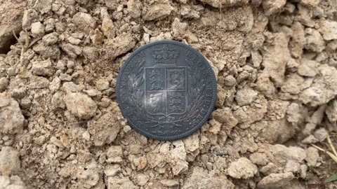 The Sterling Silver Crown Found On The Field Metal Detecting