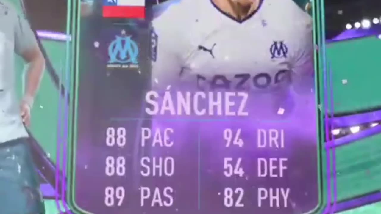 SANCHEZ THE BEST FANTASY FUT PLAYER?🧐