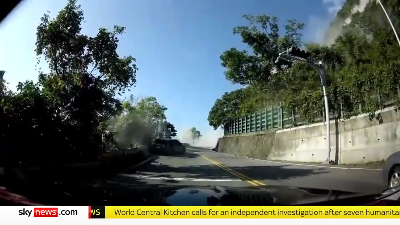 Moment nurses protect babies during Taiwan earthquake