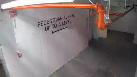 6013WHUGGELobby_2021-01-05_22h13min45s723ms.mp4