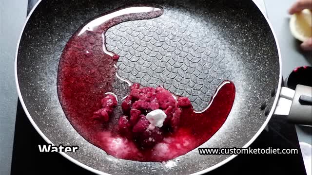 Cream Cheese Pancake With Berries Compote