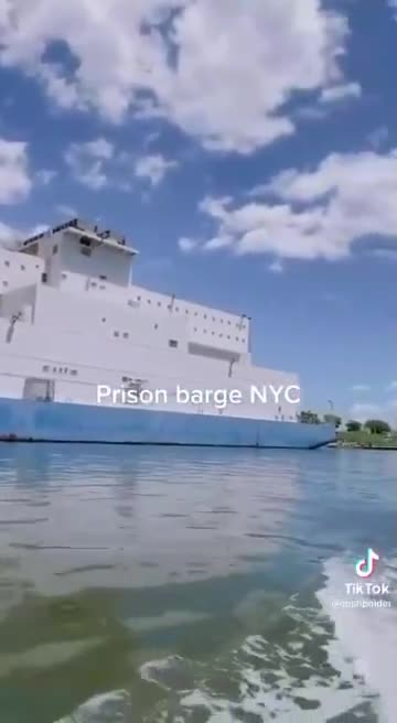 JAIL HOUSE FOR PRISONERS ON THE WATERS🎭🛟🛳️🚨💫