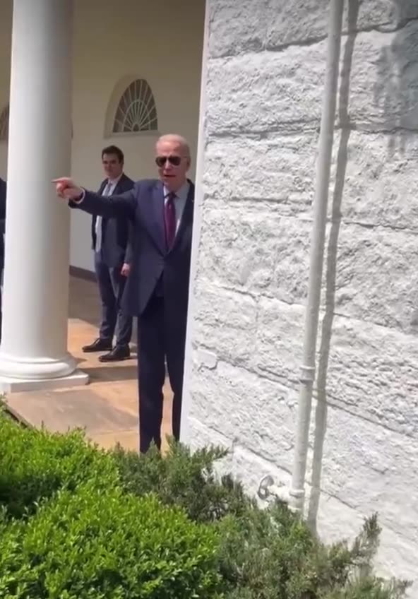 Biden a jeho potěšení na víkend