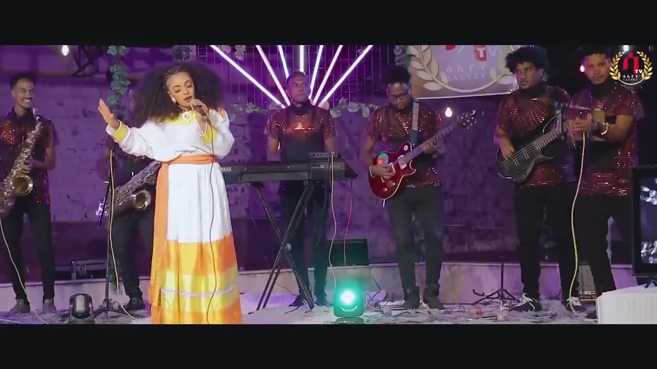 New Eritrean Music 2023_ Ewala-By Eden Kesete_ Live Music _ዕዋላ_ኤደን ከሰተ @ሮዚየስ_HD