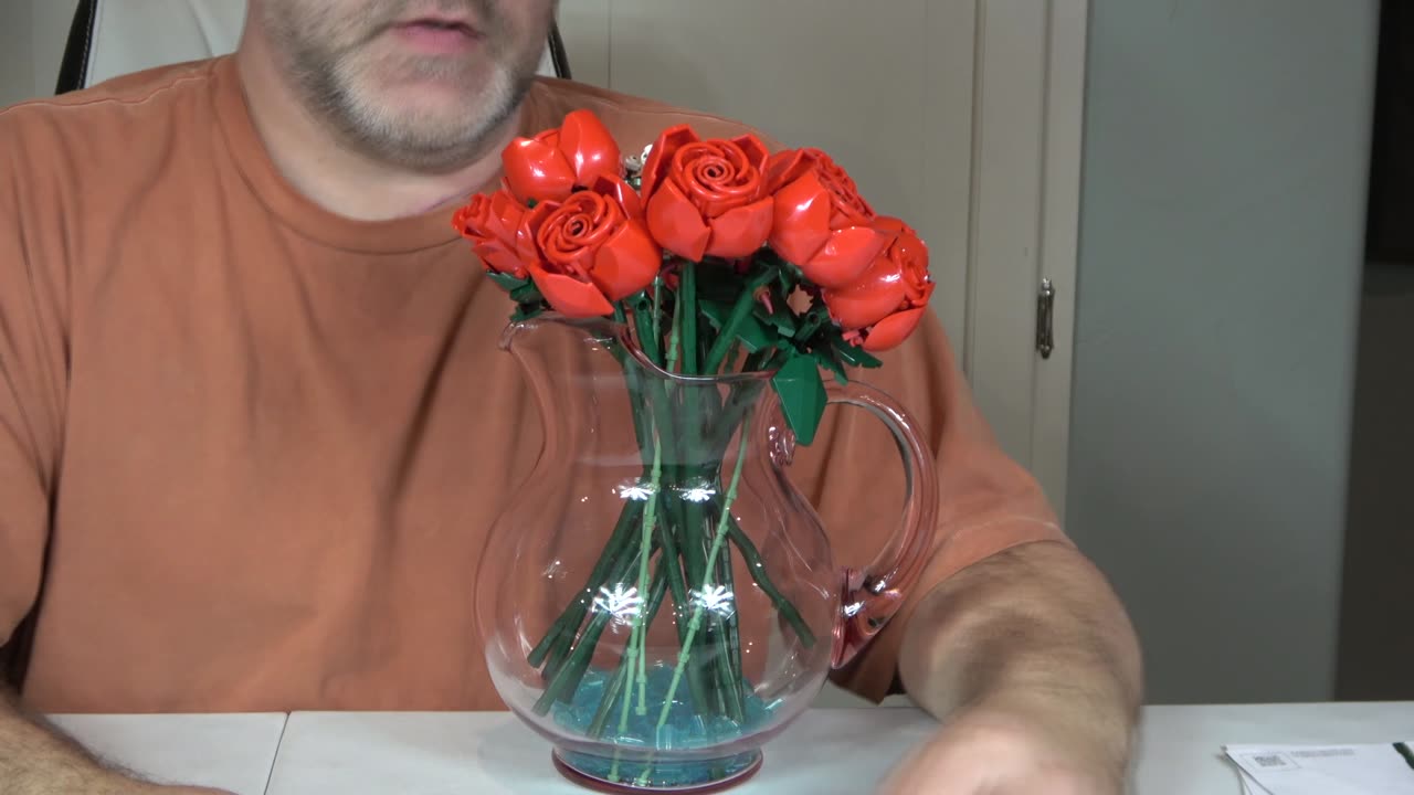 Lego 10328 Bouquet of Roses Set Review