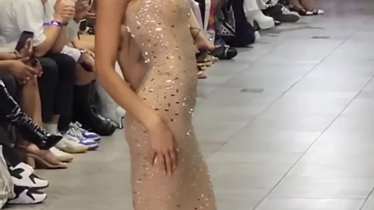 #NYFW @ohpolly @nolchashows @mercedesbenzmanhattan #newyorkfashionweek #nyc