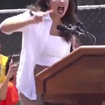 “AOC is losing it”-Elon Musk 👀