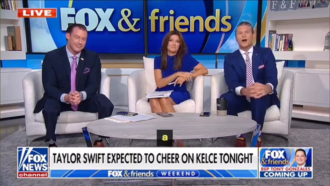 FOX & Friends Weekend