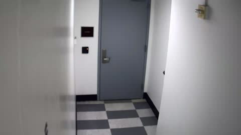 6149RHOBG3G301CStairwayLobbyEntry_2021-01-06_14h20min01s520ms.mp4