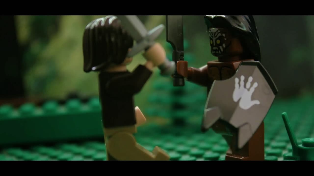 LEGO Aragorn vs. Lurtz - Lord of the Rings Parody