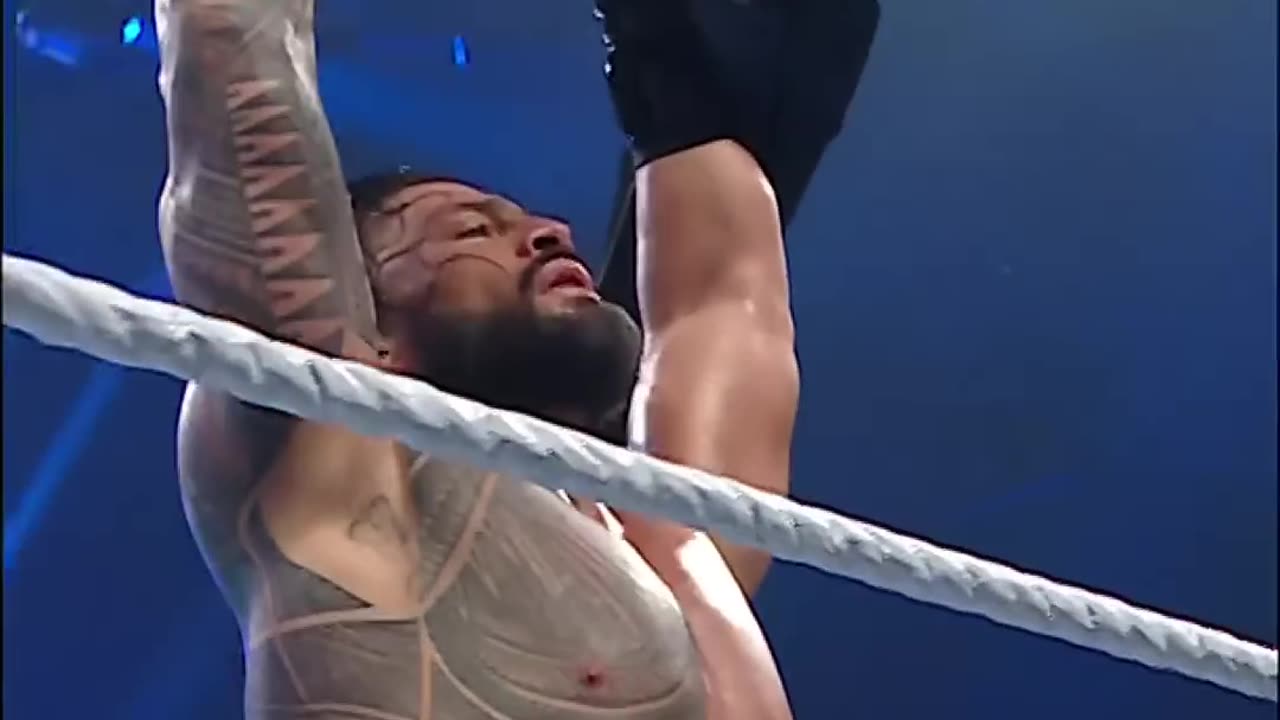 WWE SUPERSTARS ROMAN REIGNS