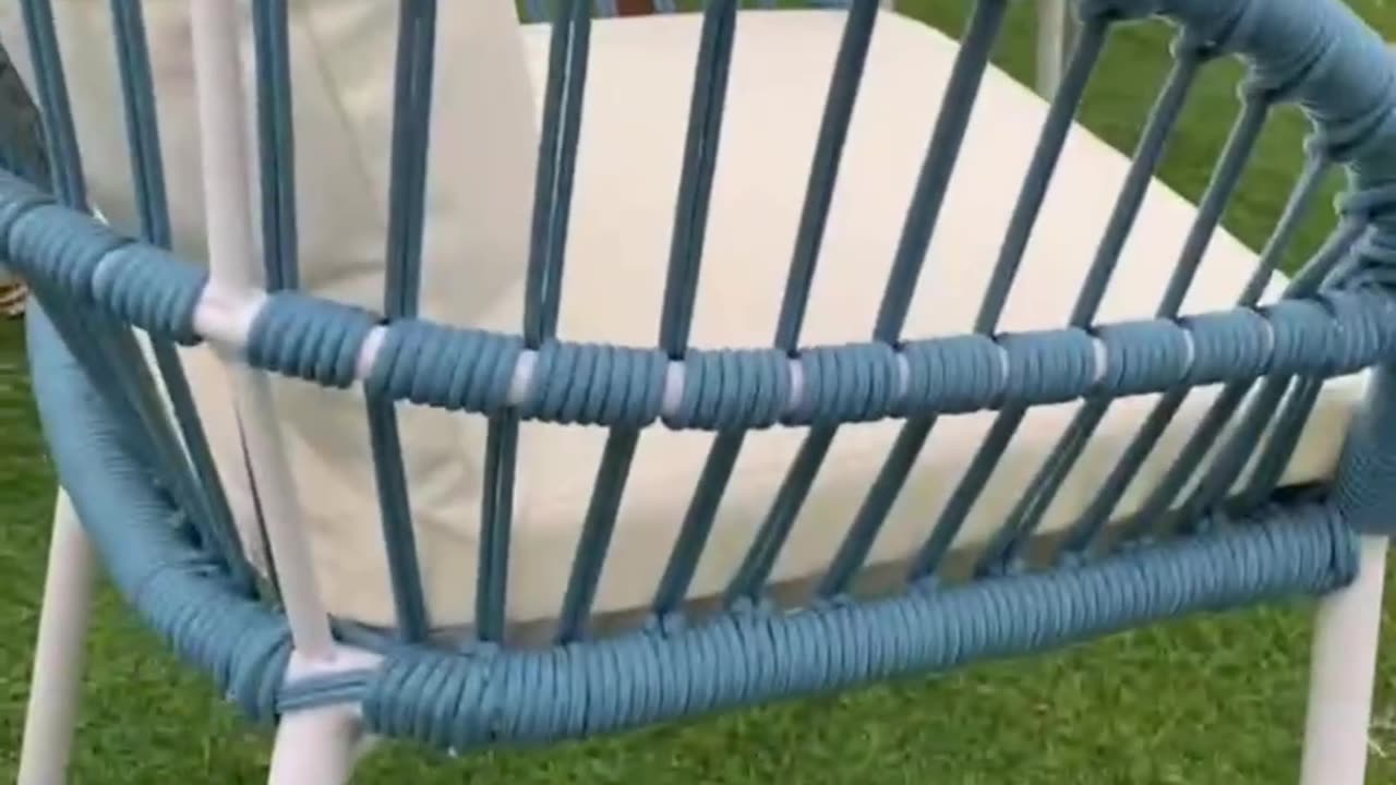 🌴Bring the beauty of nature into your outdoor living world with our quality outdoor furniture! 🌈