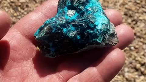 Rocks you might find in the Arizona desert part 1. Chrysocolla.