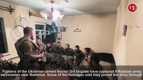 Ukrainian officer's conversation with captured Russian soldiers near Bakhmut