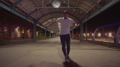 Gloria Estefan - Conga - Salsa Dancing - Daniel Rosas & Jasmin Benfreha