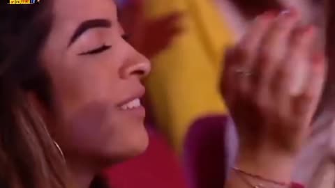 Super girl magic