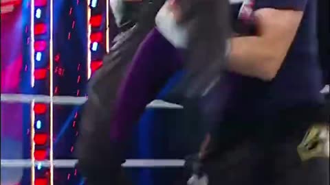 Which current Superstar has the coolest powerbomb 🤔